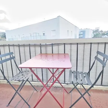 *grand T3*lumineux*vue*parking* شقة